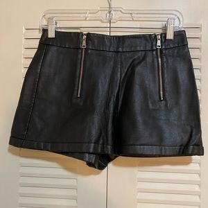 Zara Shorts - Size S - Very good condition
